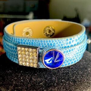 Chic Blue Textured Bracelet